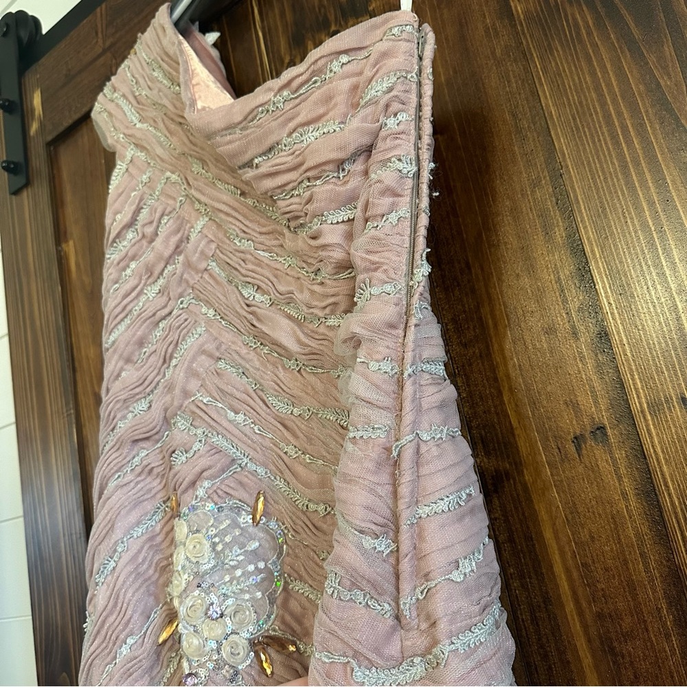 Stunning pink shimmering formal dress - Picture 9 of 12